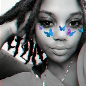 Meet your Posher, Lil